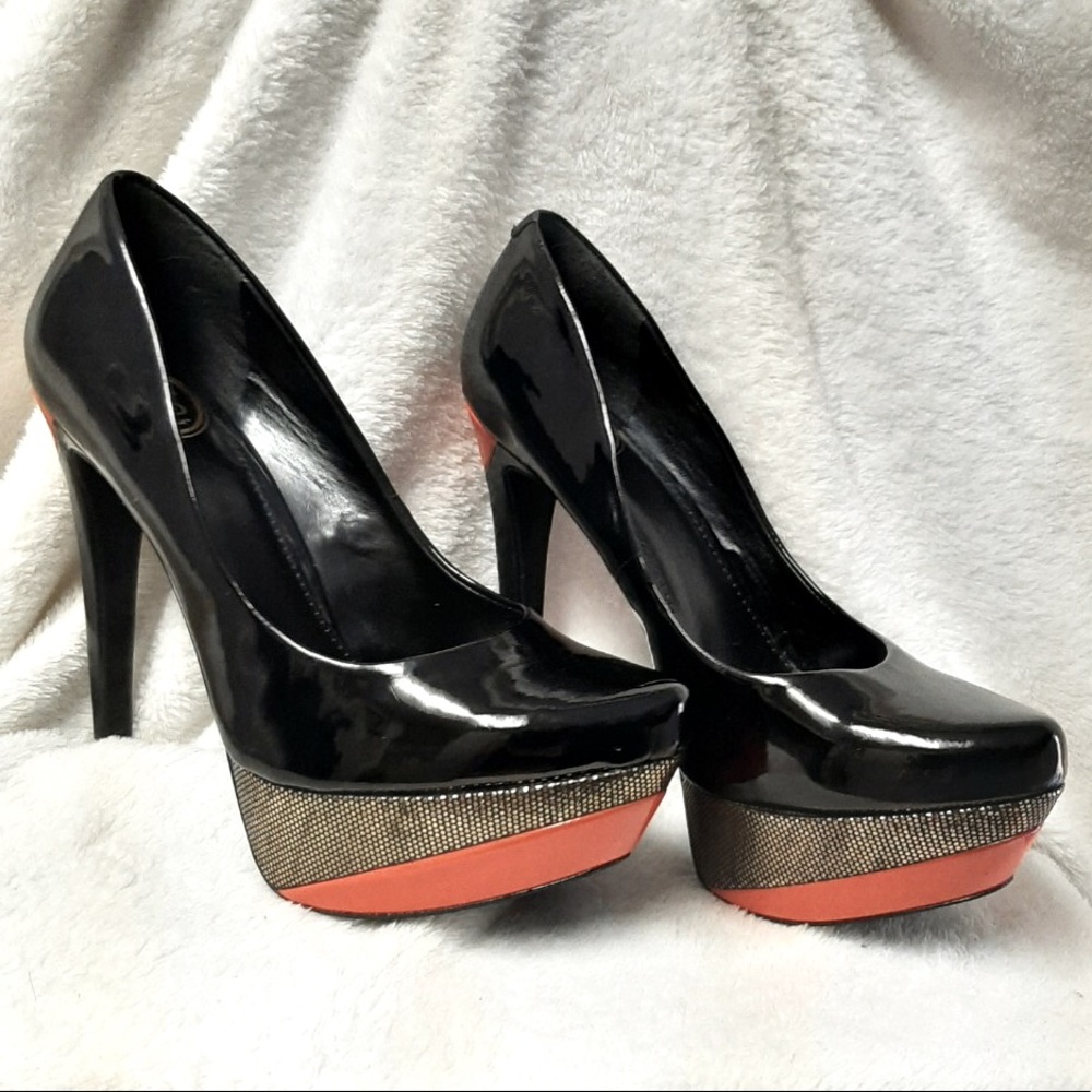 Jessica Simpson Pinup Platform Heels